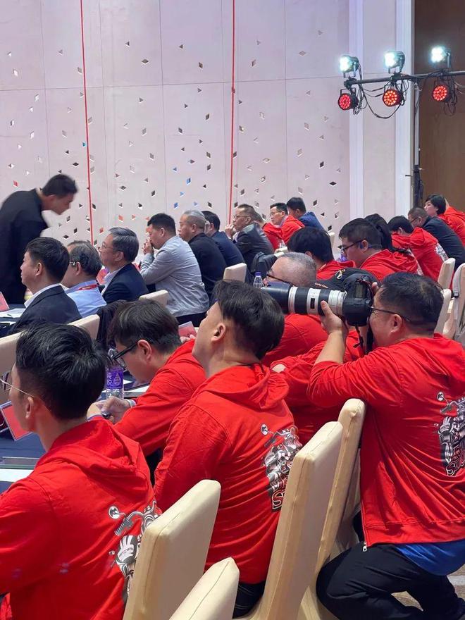 雪落摩道，潮起中原——潤(rùn)滑油零售行業(yè)的變革與展望